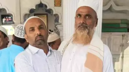 चेरिया बरियारपुर: प्रखंड क्षेत्र में मुस्लिम समुदाय द्वारा शांतिपूर्ण ढंग से मनाई जा रही है ईदुलअज़हा