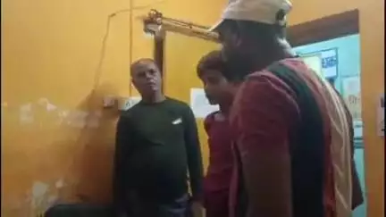 झाझा: झाझा नगर के फांड़ी चौक के समीप एक बच्चे के साथ की गई मारपीट