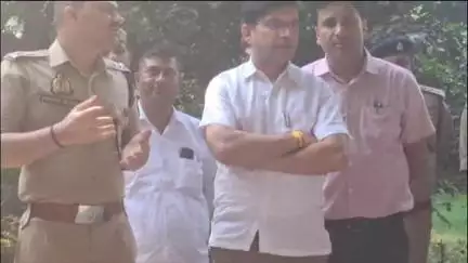 संभल: सदर कोतवाली के ईदगाह इलाके में पहुंचे डीएम, एसपी, एसडीएम ने बकरीद ईद की नमाज के लिए दिए निर्देश, प्रेस को किया ब्रीफ