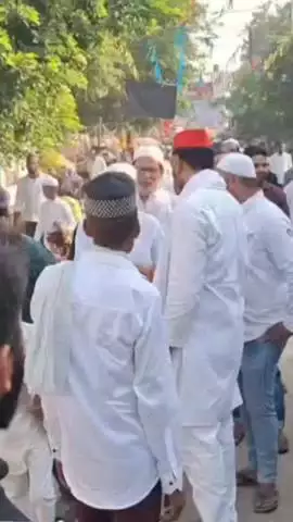 सरधना: नगर क्षेत्र में हर्षोल्लास के साथ संपन्न हुआ ईद उल अजहा का त्यौहार, ईदगाह में अदा की गई ईद उल अजहा की नमाज