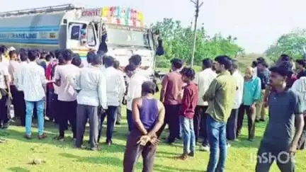बाभूळगाव: बाभूळगाव कळंब रोडवरील महल्ले सभागृहासमोर भरधाव टँकरच्या धडकेत दुचाकीस्वार जागीच ठार