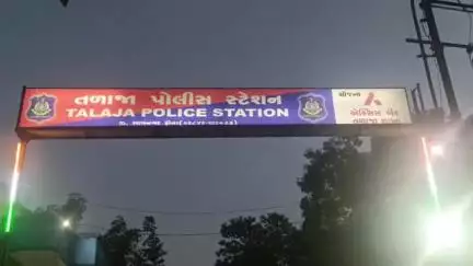 તળાજા: ભારોલી ગામની સીમ વિસ્તારમાં બહેનની નજર સામે જ ભાઈની હત્યા કરવામાં આવતા ખળભળાટ