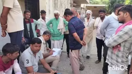 कुम्हेर: कुम्हेर नदबई रोड पर अज्ञात वाहन की टक्कर में बाइक सवार एक व्यक्ति की मौत, दूसरा गंभीर रूप से घायल
