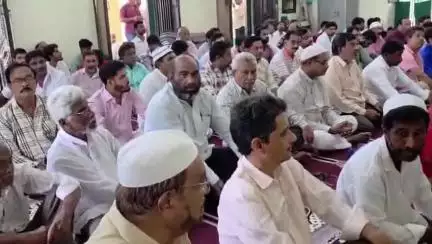 పట్టణంలో భక్తిశ్రద్ధలతో బక్రీద్ వేడుకలు