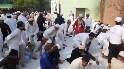 कुरावली: कुरावली व नगर क्षेत्र में धूमधाम से मनाया गया बकरीद पर्व, ईदगाह व मस्जिदों में अदा की गई नमाज