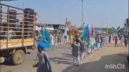 फरसगांव: नगर में मुस्लिम समुदाय ने धूमधाम से मनाई ईद उल अजहा बकरीद का पर्व, जुलूस निकालकर ईदगाह में पढ़ी गई नमाज