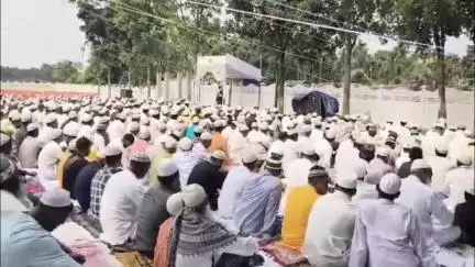 কোকৰাঝাৰ ভাগ: চালাকাতি আঞ্চলিক ইদগা মৈদানত উলহ-মালহেৰে পালন কৰা হয় ।