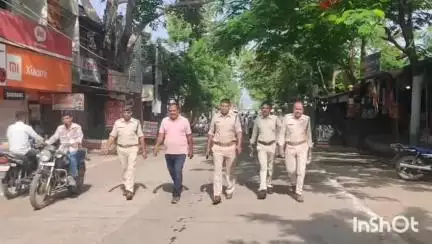 तराना: तराना में धूमधाम से मनाई जा रही ईद: नमाज के बाद लोगों ने एक-दूसरे को कहा ईद मुबारक, घरों में दी कुर्बानी