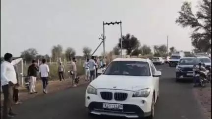 मलसीसर: गांगियासर रोड़ पर भीषण सड़क हादसे में मां के बारहवें का सामान लेकर लौट रहे युवक और दो रिश्तेदारों की हुई मौत