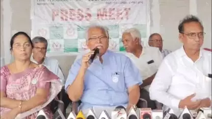 విశాఖపట్నం: సహకార సూత్రాలను త్రికరణ శుద్ధిగా పాటించే 'ది విశాఖపట్నం కో-ఆపరేటివ్ బ్యాంక్'-వెల్లడించిన చైర్మన్ రాఘవేందర్రావు