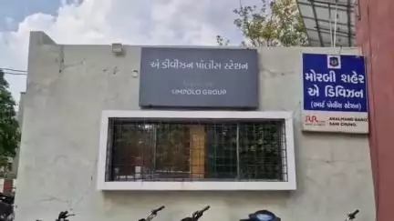 મોરબી: મોરબીની અવની ચોકડી અને ગાંધીચોકમાંથી બે વાહન ચોરાયા