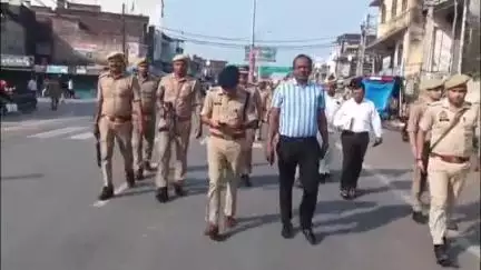 महाराजगंज: बकरीद पर्व को लेकर प्रशासन सतर्क, डीएम और एसपी ने परतावल बाजार का किया निरीक्षण