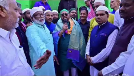 త్యాగానికి, ప్రేమకు ప్రతిరూపం బక్రీద్ అని మాజీ ఎమ్మెల్సీ కొండా అన్నారు.