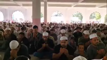 भादरा: भादरा में ईदगाह में मुस्लिम धर्मावलंबियों ने ईद-उल-जुहा की सामूहिक नमाज अदा की
