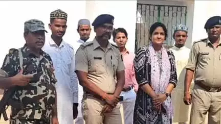 टनकुप्पा: टनकुप्पा प्रखंड क्षेत्र में बकरीद पर्व को लेकर बीडीओ और थानाध्यक्ष ने सुरक्षा व्यवस्था का जायजा लिया