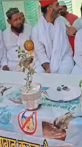 सरधना: ईद गाह में समाजवादी पार्टी के क्षेत्रीय विधायक अतुल प्रधान ने मुस्लिम समाज के लोगों को दी ईद की मुबारकबाद