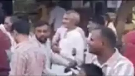 नांगल चौधरी: नांगल चौधरी में बड़ा हादसा टला: सड़क पर पलटा जल आपूर्ति टैंकर