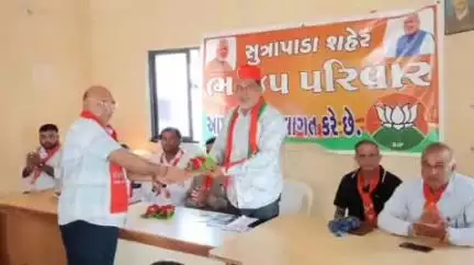 સુત્રાપાડા: સૂત્રાપાડા નગરપાલીકા હોલ ખાતે શહેર મંડલ તથા તાલુકા મંડલની કાયઁશાળા બેઠક યોજાઇ અગ્રણીઓ ની ઉપસ્થિતી .