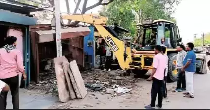 नसीराबाद: छावनी परिषद में किए गए अवैध अतिक्रमण पर परिषद की जेसीबी ने चलाया पीला पंजा