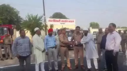 चांदपुर: नूरपुर में ईद उल अजहा की नमाज सुबह 7:30 बजे शहरी इमाम मोहम्मद अली के साथ अदा की गई