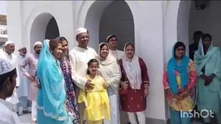 কলকাতা: প্রধানমন্ত্রী এবং অমিত শাহর বারংবার বঙ্গ সফর নিয়ে চেতলায় সংবাদমাধ্যমের মুখোমুখি হয়ে কটাক্ষ ফিরহাদ হাকিমের