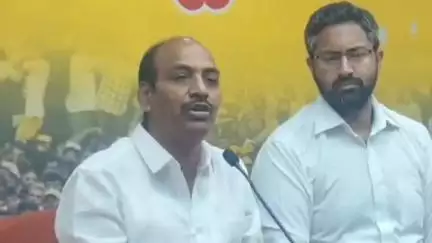 విశాఖపట్నం: గత ప్రభుత్వ హయాంలో విద్యావ్యవస్థను నిర్వీర్యం చేశారు..ఎమ్మెల్సీ వేపాడ చిరంజీవి రావు