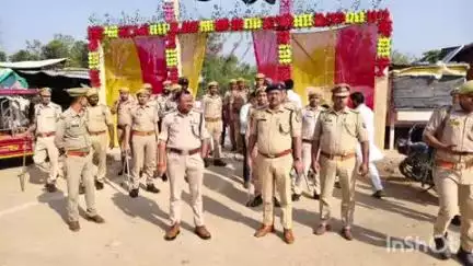 तुलसीपुर: पचपेड़वा में ASP ने ईद उल अजहा बकरीद की नमाज को सकुशल संपन्न कराने हेतु मस्जिदों और ईदगाह का भ्रमण किया