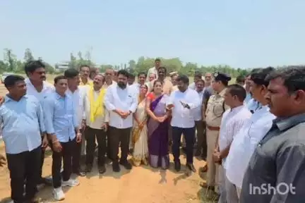 రాష్ట్ర విద్యాశాఖ మంత్రి పర్యటన ఏర్పాట్లను పరిశీలించిన మంత్రి సంధ్యారాణి, MLA విజయ చంద్ర,అధికారు, ప్రజా ప్రతినిధులు