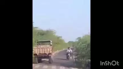 ગઢડા: ગોરડકા નજીક ખાનગી બસ અને રીક્ષા વચ્ચે અકસ્માત સર્જાતા એકવ્યક્તિનું ઘટના સ્થળે મોત અન્ય ઇજાગ્રસ્તોનેસારવાર અર્થે ખાસેડ્યા