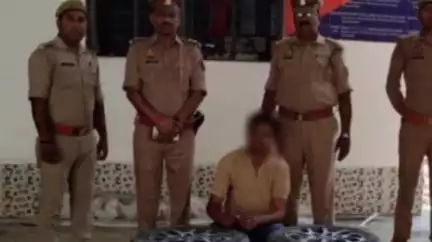 गाज़ीपुर: जंगीपुर थाने की पुलिस ने वांछित शातिर चोर लल्लू सिंह उर्फ विमलेश को गिरफ्तार किया, चोरी का सामान बरामद