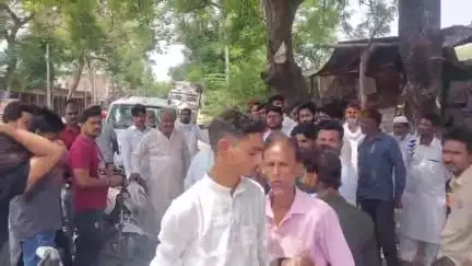 सिराथू: कड़ा इलाके मे पुलिस द्वारा कुर्बानी पर अड़चन कुछ लोगों के सामने आने पर खत्म हुई, कुर्बान को तैयार हुवे लोग #jansamasya