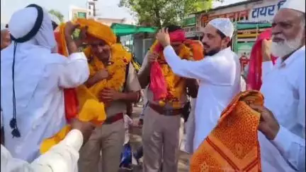 पचपहाड़: भवानीमंडी में परंपरागत तरीके से मनाया गया ईद उल अजहा का पर्व