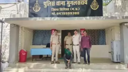 सिरोंज: मुगलसराय पुलिस ने नाबालिग लड़की का अपहरण करने वाले आरोपी को किया गिरफ्तार, लड़की को परिजनों को सौंपा