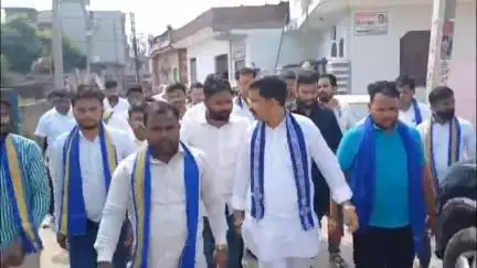 मुज़फ्फरनगर: गांव बहेड़ी में पहुंचे भीम आर्मी के राष्ट्रीय अध्यक्ष विनय रतन ने कहा- मीरापुर टोल प्रकरण पर जल्द होगा एसएसपी का घेराव