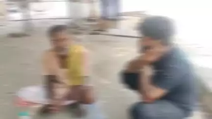 शाहजहांपुर: बझेड़ा ग्राम में संदिग्ध परिस्थितियों में 28 वर्षीय युवक फांसी के फंदे पर लटका मिला, पिता ने हत्या का आरोप लगाया