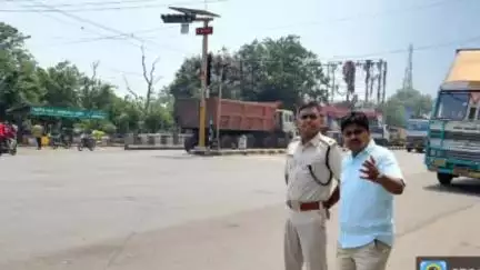 आदित्यपुर गम्हरिया: गम्हरिया: बकरीद पर्व के मद्देनज़र अंचल अधिकारी के साथ थाना प्रभारी ने किया निरीक्षण