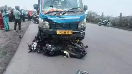 टंडवा: आम्रपाली परियोजना के पास तेज रफ्तार मैजिक वाहन ने बाइक सवार को मारी टक्कर, गंभीर हालत में अस्पताल में भर्ती