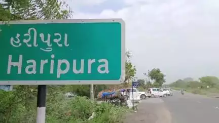 ઝઘડિયા: હરીપુરા મેન રોડ પર બસ સ્ટેન્ડ બનાવા અને બસ માટે વિધાર્થીઓને પડતી અગવડ માટે સાંસદને રજૂઆત.#jansamasya