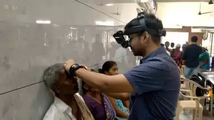 தருமபுரி: ரோட்டரி ஹாலில் தர்மபுரி ரோட்டரி சங்கம் சார்பில் இலவச கண் புரை அறுவை சிகிச்சை முகாம் நடைபெற்றது