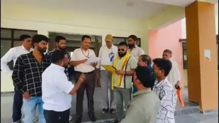 सिवनी: आज़ाद समाज पार्टी सिवनी ने भिंड कलेक्टर के खिलाफ मुख्यमंत्री के नाम ज्ञापन सौंपा