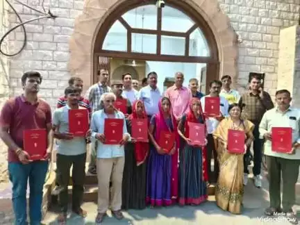 जालौर: जालोर में दो दिवसीय नागरिकता कैंप में 11 पाक नागरिकों को मिली भारतीय नागरिकता