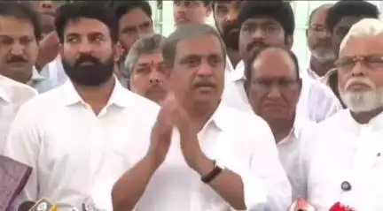గుంటూరు: రాష్ట్రంలో  ఆర్గనైజ్డ్ క్రైమ్ జరుగుతుంది: నగరంలో వైసిపి రాష్ట్ర కోఆర్డినేటర్ సజ్జల రామకృష్ణారెడ్డి