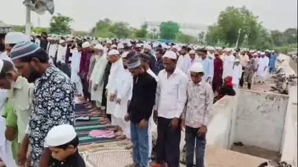 रायसेन: चार मस्जिदों में बकरीद की नमाज अदा, समाजजनों ने अमन-शांति की दुआ मांगी