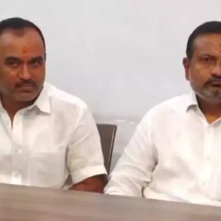 ಕಲಬುರಗಿ: ಲಿಂಗಾಯತ ಶಾಸಕರ ಮಾತಿಗೆ ಸರ್ಕಾರ ಕಿಮ್ಮತ್ತು ಕೊಡ್ತಿಲ್ಲ: ನಗರದಲ್ಲಿ ಕೂಡಲಸಂಗಮದ ಶ್ರೀ ಜಯಮೃತ್ಯುಂಜಯ ಸ್ವಾಮೀಜಿ ಕಿಡಿ