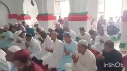 कामडारा: नवनूरी मस्जिद कामडारा में बकरीद पर्व पर नमाज़ अदा की गई