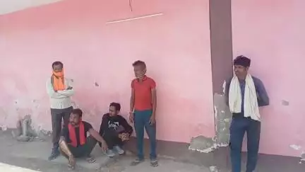 छतरपुर नगर: ग्राम गौर में एक युवक ने फांसी लगाकर की आत्महत्या, जिला अस्पताल में हुआ पोस्टमार्टम