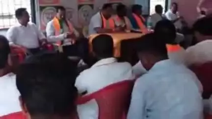 जिंतूर: पालकमंत्री मेघना बोर्डीकर यांच्या संपर्क कार्यालयामध्ये भाजपाची आढावा बैठक पार पडली
