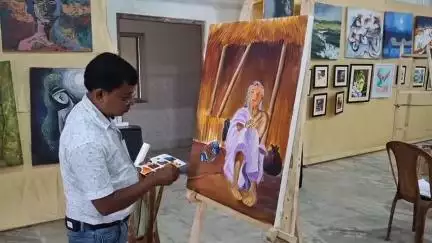 দিনহাটা ১: দ্বিতীয় দিনে জমজমাট বয়েজ রিক্রিয়েশন ক্লাবের আয়োজিত মেগা আর্ট মিট