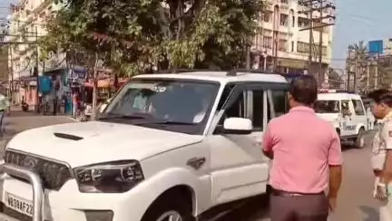 বারাবনী: আসানসোলে পবিত্র কুরবানি ইদের শুভেচ্ছা জানাতে উপস্থিত মন্ত্রী ও চেয়ারম্যান
