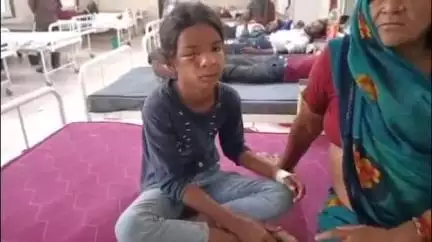शिवपुरी नगर: बैराड़ में जंगली जानवर के हमले से घायल हुई खेत में खेल रही 11 वर्षीय बच्ची, ज़िला अस्पताल में कराया गया भर्ती